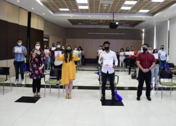 Sesenta estudiantes recibieron becas para estudios en programas técnicos y tecnológicos
