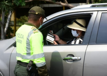 Autoridades de tránsito del Atlántico impusieron 63 comparendos a infractores en segundo fin de semana de aislamiento