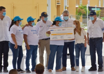 Presidente Duque entregó en Sabanagrande el subsidio 21 mil de Mi Casa Ya en el Atlántico y el primero de Vivienda para la Gente