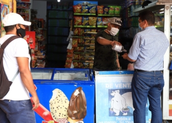 Gobernación capacita a 1.500 tenderos del Atlántico para proteger a sus clientes de productos de contrabando