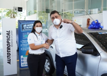 Air-e premió con un carro cero kilómetros a usuario puntual en Barranquilla