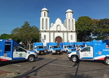 Así fue la llegada de la nueva ambulancia medicalizada a Santo Tomás entregada por la Gobernación y Minsalud