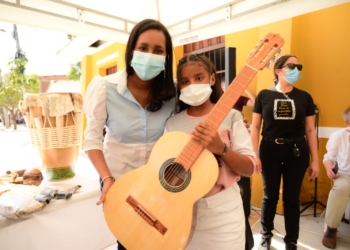 Gobernación del Atlántico acompaña a Mincultura en entrega de dotación para procesos musicales en Candelaria