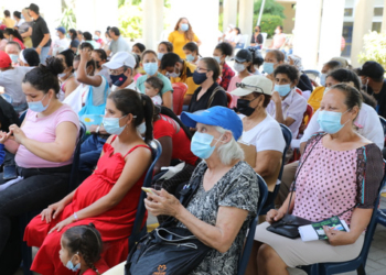 Sisbén a tu Barrio atendió a 800 ciudadanos en la urbanización La Playa