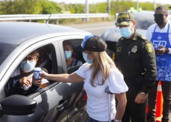 Gobernadora y Tránsito del Atlántico lanzan estrategia ‘Café por la vía’ para reducir la accidentalidad