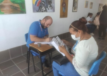 Gobernación del Atlántico realiza jornada de entrega de estatutos a migrantes venezolanos y feria de servicios en Suan