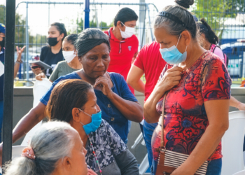 ‘Así Vivo Mi Barrio’ llegó con buenas noticias a Lipaya y Evaristo Sourdís