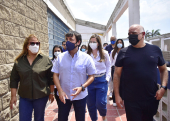 Distrito y Fundación Tecnoglass se unen para mejorar infraestructura educativa de dos colegios oficiales