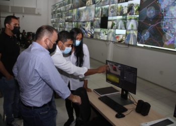 Barranquilla actualiza sistema de lectura de placas vehiculares para contrarrestar el delito