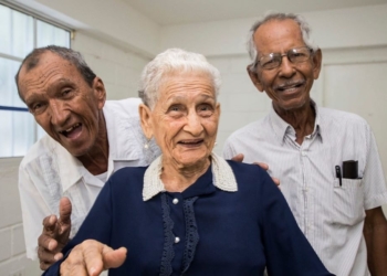 Más atención al adulto mayor y a habitantes de calle, el rumbo de la política social de Barranquilla en 2022