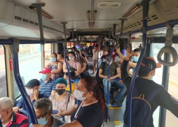 En el Transmetro se debe seguir usando el tapabocas, es obligatorio