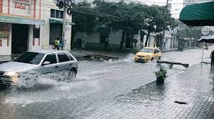 Ante llegada de onda tropical, Distrito recomienda tomar medidas de precaución 