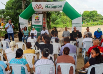 Alcaldía socializó proyecto de titulación de 460 viviendas en el barrio San Antonio, de Malambo