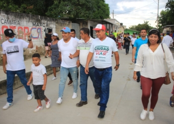 Alcalde inauguró nueva vía en el barrio Villa Esther de Malambo
