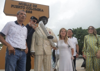 Gobernación rinde homenaje al legado de Francisco Javier Cisneros con una nueva escultura en Puerto Colombia