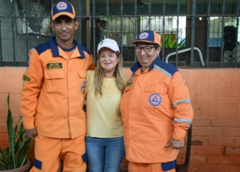 Con apoyo en logística de alimentación y transporte, Gobernación del Atlántico trabaja en equipo con voluntarios de la Defensa Civil