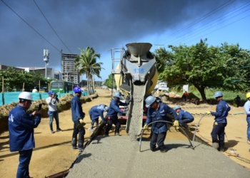 La Gran Vía: comenzó construcción del pavimento en el primer tramo