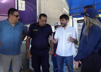 Alcalde Jaime Pumarejo lidera Puesto de Mando Unificado desde el punto de emergencia en Vía 40