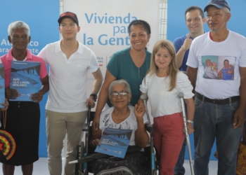 ’Titulatón’ de vivienda: Atlántico cierra el año con cerca de 4 mil títulos de propiedad entregados en 12 municipios