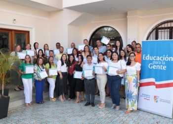 Docentes del Atlántico se certifican en co-creación e innovación