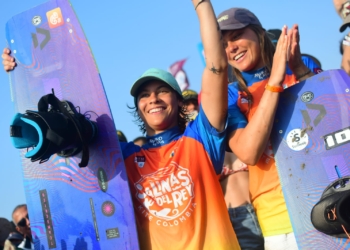 Carlos Mario y Mikaili Sol, los campeones de Salinas del Rey en el Mundial de Kitesurf 2023
