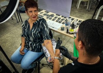 Con ‘Flash Tatto Baqana’, el amor por Barranquilla se lleva a flor de piel
