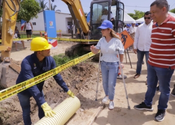 “Con una inversión de 9.400 millones, iniciamos las obras de alcantarillado para que Palmar de Varela tenga cobertura del 100 por ciento”: Elsa Noguera