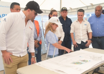 “A final de año las aguas negras serán cosa del pasado en los barrios El Esfuerzo, Villa Anita y Villa Gladys, en Soledad”: Elsa Noguera