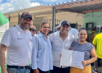 60 nuevos títulos de propiedad entregó Alcalde de Malambo en Victoria 2