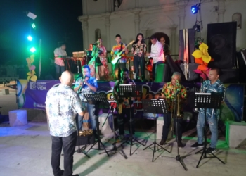 Soledad gozó y bailó al ritmo del Merecumbé