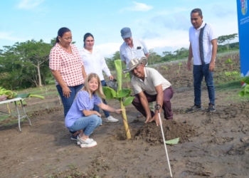 «El renacer del campo en Santa Lucía y Suan ya es una realidad, con la siembra de plátano y próximamente cacao»: Elsa Noguera