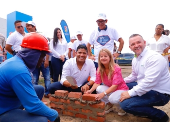 Gobernadora del Atlántico dio inicio a la construcción de dos tanques de almacenamiento de agua potable en Malambo