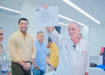 Verano recibe credencial que lo acredita como nuevo mandatario del Atlántico