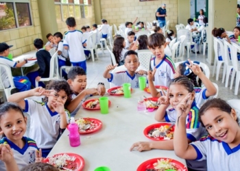 El 87.6 % de las familias barranquilleras consumen 3 comidas o más al día