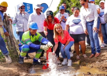 “Santa Cruz, en Luruaco, se despide de los carrotanques y ahora tendrá agua todos los días”: Elsa Noguera