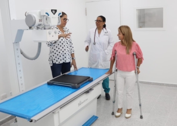 «Modernizamos el hospital de Suan para que su gente reciba una atención digna y de calidad»: Elsa Noguera
