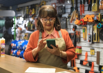 Pinta tu casa sin gastar de más en época navideña