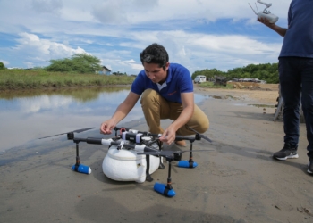 C.R.A. acompaña desarrollo tecnológico para el monitoreo de aguas en Mallorquín, con el método «Ecodrone»