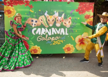 ‘Quien lo cuida es quien lo goza’: embajadores ambientales de la C.R.A hacen presencia en el Carnaval del Atlántico