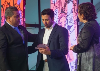 MinEducación entregó Orden Francisco José de Caldas a la Institución Universitaria de Barranquilla