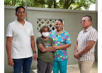 Nuevo hogar y atención digna recibe adulta mayor rescatada de basurero