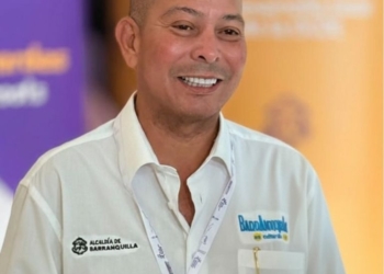 Juan Ospino durante evento político en Barranquilla, Atlántico