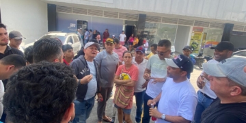 Presidente del Concejo de Galapa protestando en Aqualia