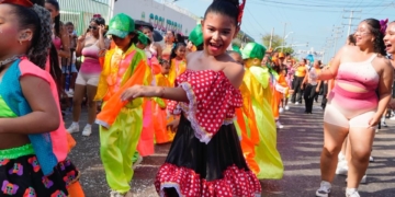 Iniciativa de sostenibilidad de Centro Comercial beneficia a 500 familias en Barranquilla