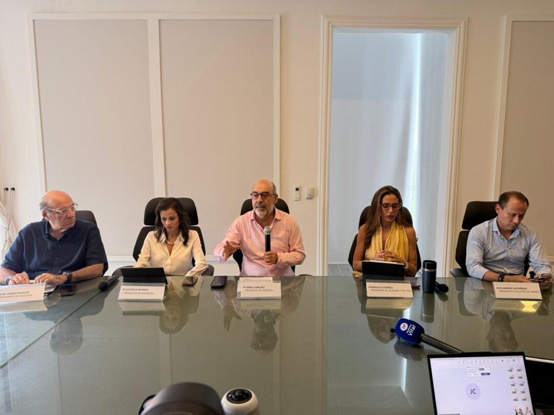 Reunión de los líderes gremiales