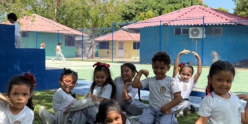 Grama del ‘Metro’ se sembró en el colegio Alexander Von Humboldt: Ahora sus estudiantes disfrutan de sus espacios verdes