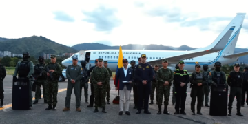 “No habrá tregua para los bandidos”: De la Espriella reporta golpes contra disidencias y Clan del Golfo