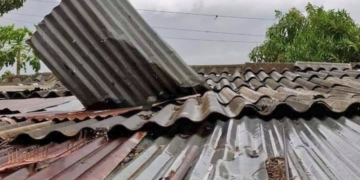 Fuertes vientos destecharon numerosas viviendas en Aguada de Pablo, corregimiento de Sabanalarga